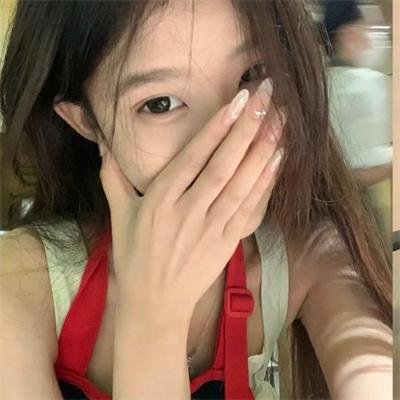 雷电交加的小路